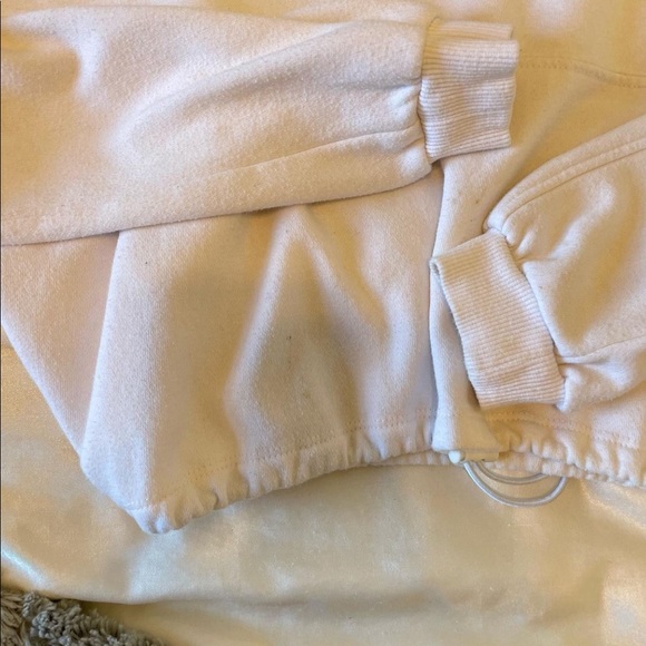 white cropped crew neck - Picture 2 of 2